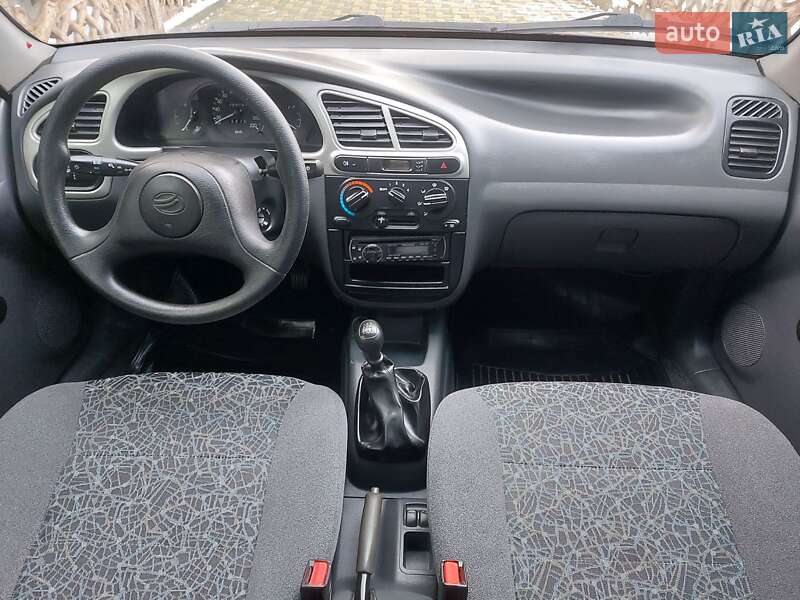 Седан Daewoo Sens 2009 в Запоріжжі