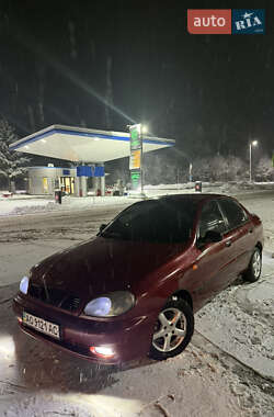 Седан Daewoo Sens 2006 в Рахові
