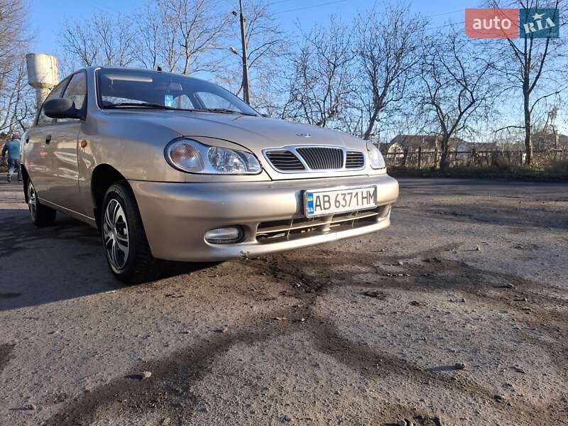 Седан Daewoo Sens 2004 в Немирове