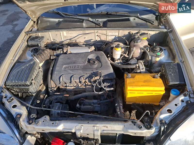 Седан Daewoo Sens 2004 в Немирове