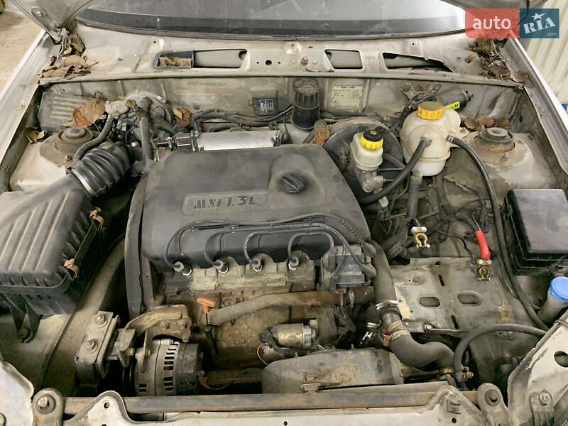 Седан Daewoo Sens 2004 в Тернополе