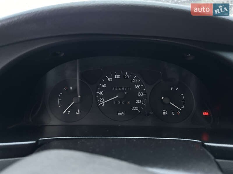 Седан Daewoo Sens 2003 в Івано-Франківську