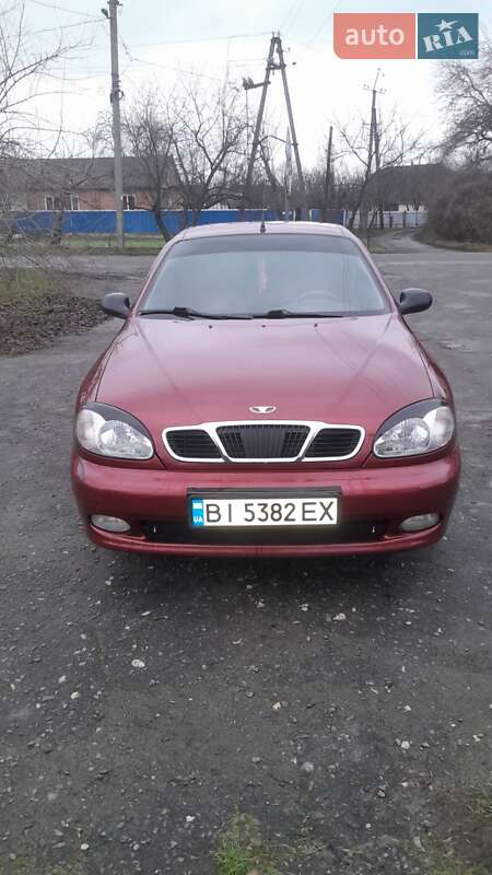 Седан Daewoo Sens 2002 в Гадяче