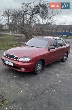 Седан Daewoo Sens 2002 в Гадяче