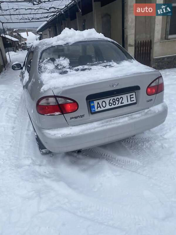 Седан Daewoo Sens 2005 в Ужгороде