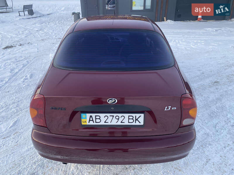 Седан Daewoo Sens 2011 в Ямполе