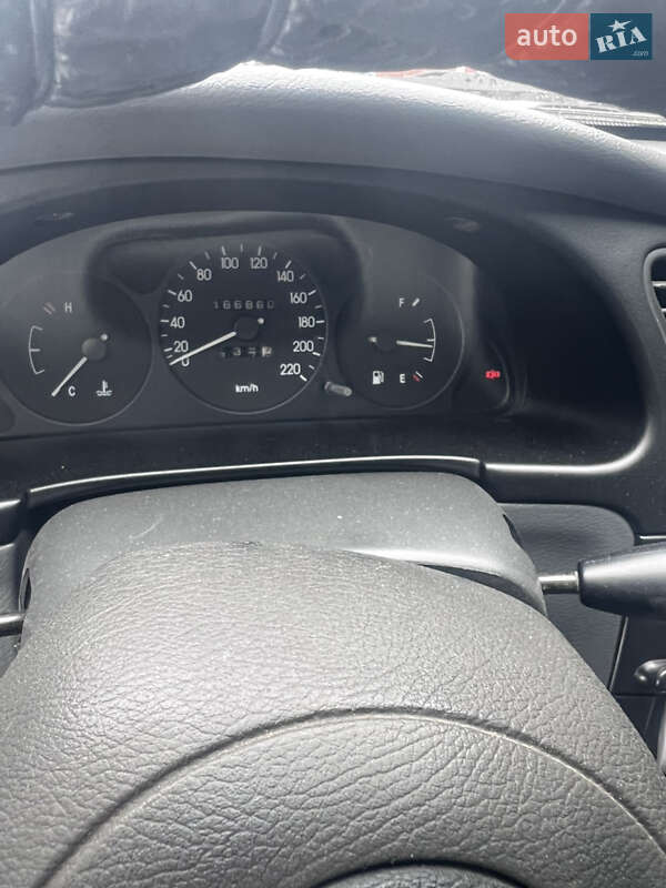 Седан Daewoo Sens 2003 в Выгоде