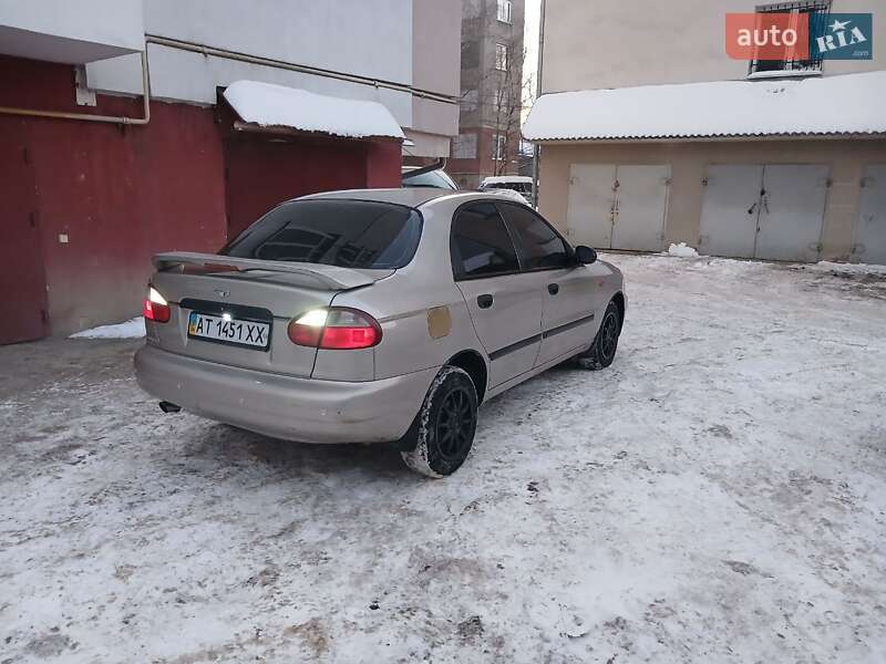Седан Daewoo Sens 2004 в Ивано-Франковске