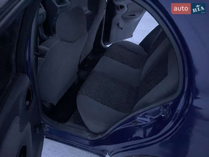 Седан Daewoo Sens 2007 в Ровно