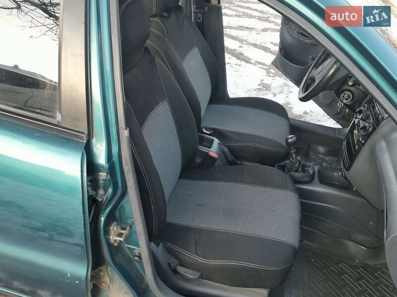Седан Daewoo Sens 2006 в Градижске