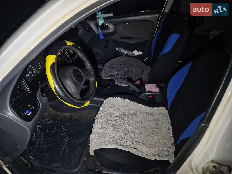 Седан Daewoo Sens 2006 в Днепре