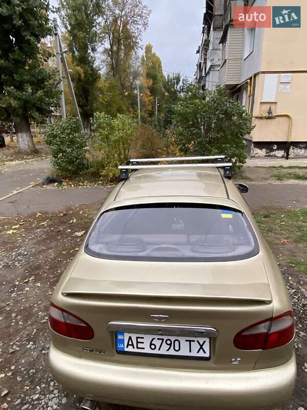 Седан Daewoo Sens 2003 в Днепре