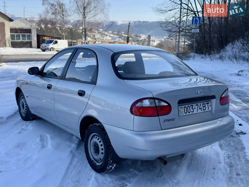 Седан Daewoo Sens 2004 в Могилев-Подольске