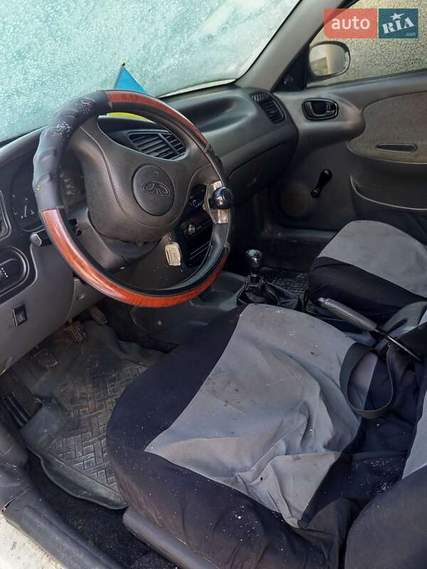 Седан Daewoo Sens 2005 в Ходореві