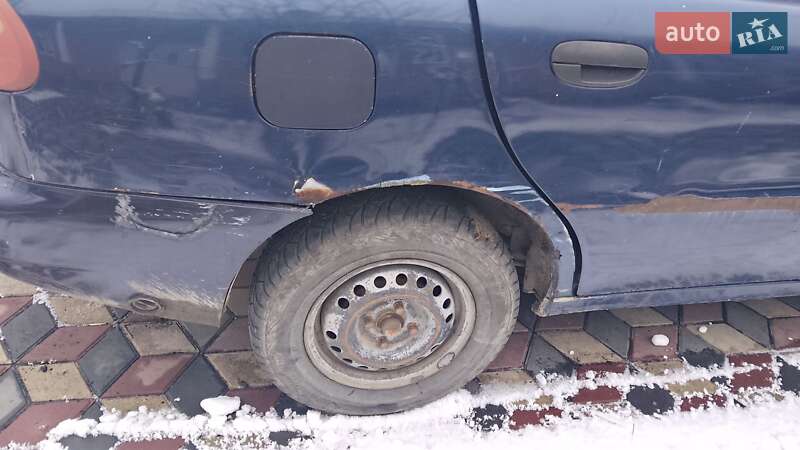 Седан Daewoo Sens 2005 в Утконосовке