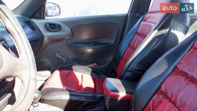 Седан Daewoo Sens 2007 в Львові