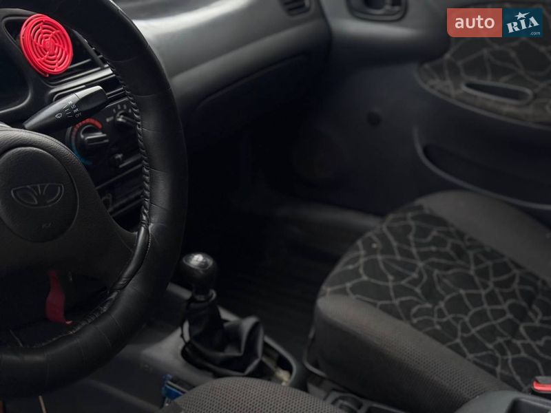 Седан Daewoo Sens 2004 в Кропивницькому