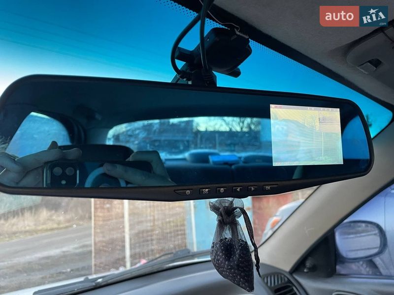 Седан Daewoo Sens 2004 в Новгородці