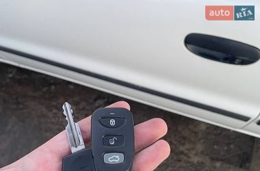 Седан Daewoo Sens 2004 в Новгородке
