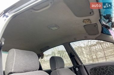Седан Daewoo Sens 2004 в Днепре