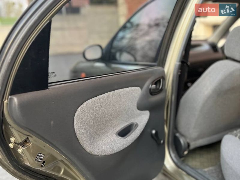 Седан Daewoo Sens 2005 в Львове