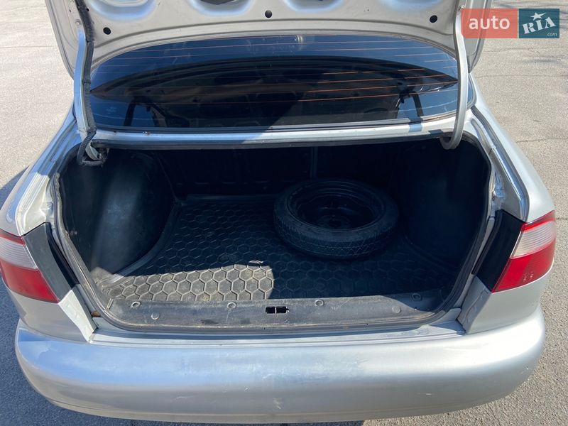 Седан Daewoo Sens 2005 в Дніпрі