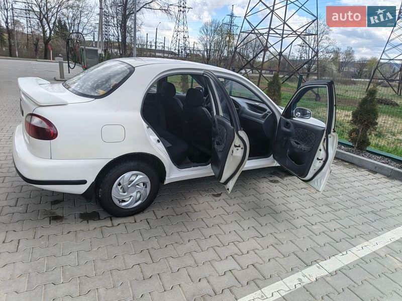 Седан Daewoo Sens 2003 в Старому Самборі