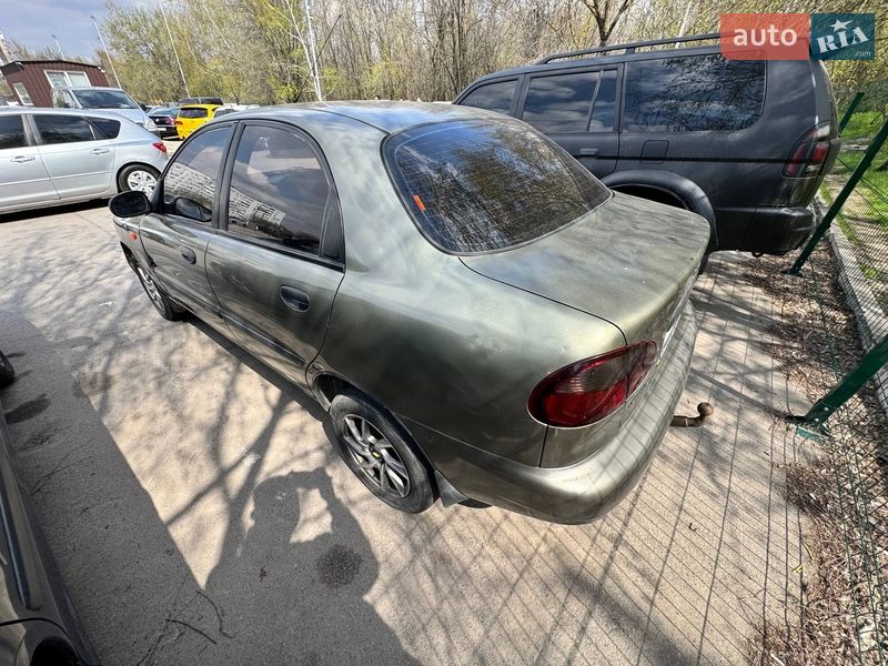 Седан Daewoo Sens 2004 в Запоріжжі