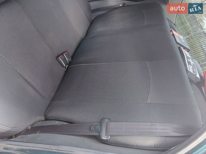 Седан Daewoo Sens 2004 в Славгороде