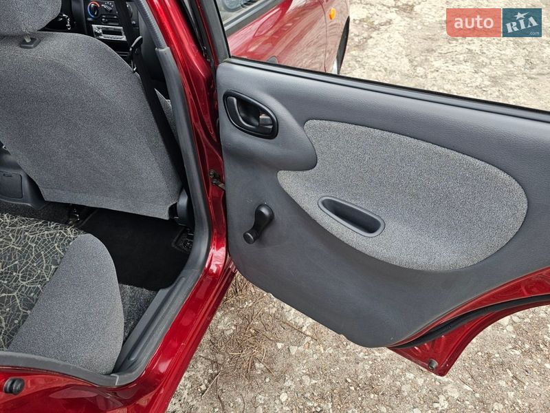 Седан Daewoo Sens 2005 в Кривом Роге