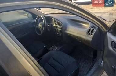 Седан Daewoo Sens 2004 в Горішніх Плавнях