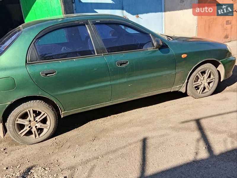 Седан Daewoo Sens 2001 в Кривом Роге