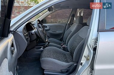 Седан Daewoo Sens 2005 в Вараше