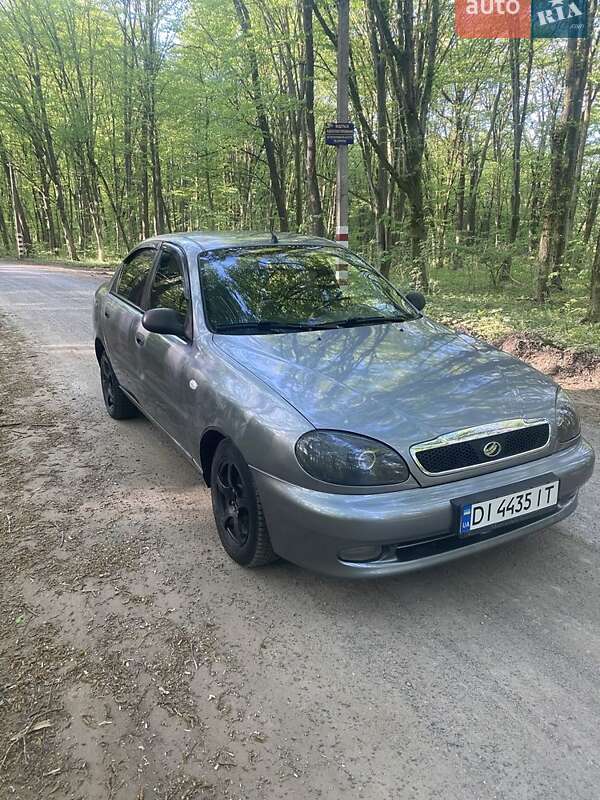 Седан Daewoo Sens 2009 в Староконстантинове