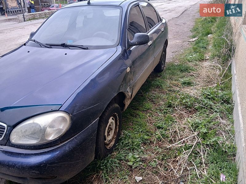 Седан Daewoo Sens 2007 в Хотине