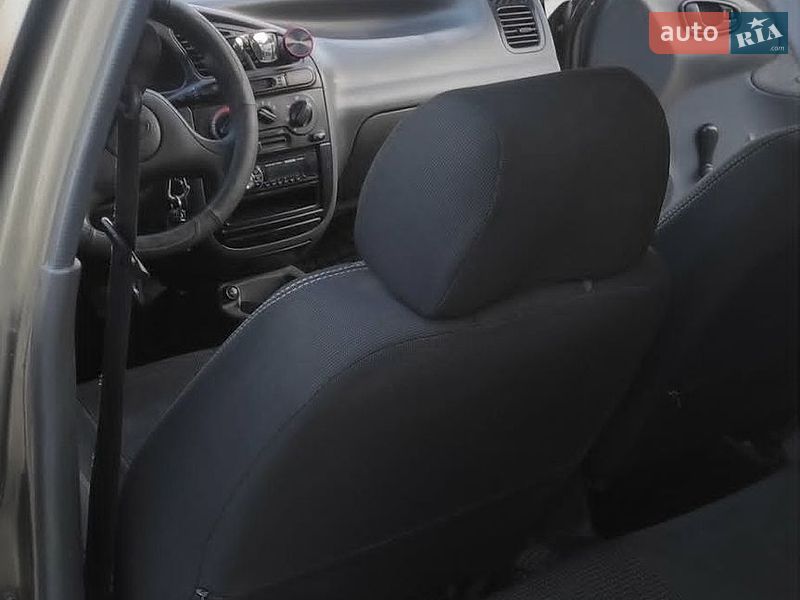 Седан Daewoo Sens 2005 в Днепре