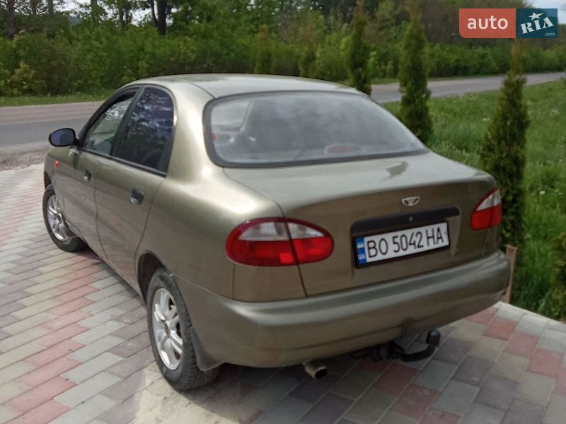 Седан Daewoo Sens 2004 в Кременце