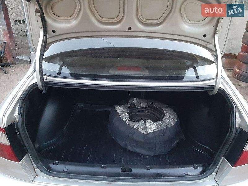 Седан Daewoo Sens 2007 в Озерному
