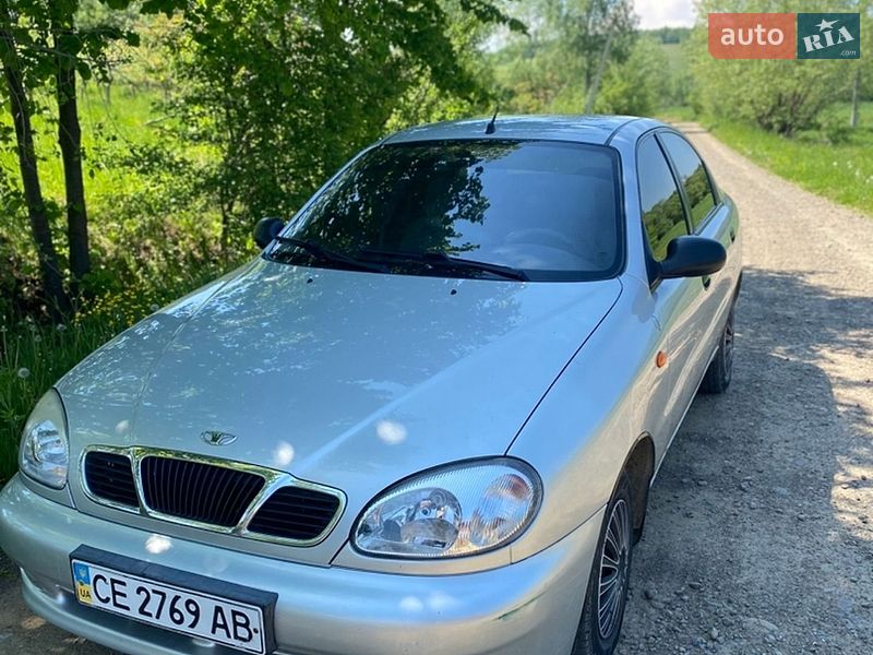 Седан Daewoo Sens 2005 в Косове