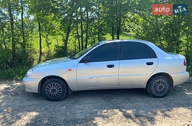 Седан Daewoo Sens 2005 в Косове