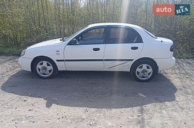 Седан Daewoo Sens 2002 в Хотине