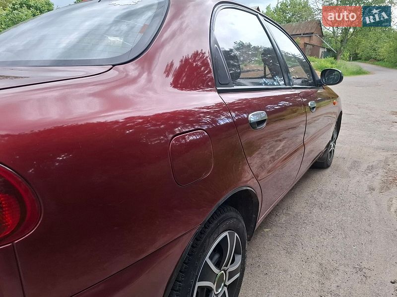 Седан Daewoo Sens 2003 в Немирове