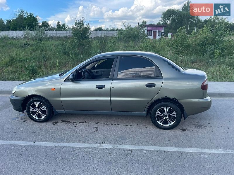 Седан Daewoo Sens 2005 в Львові