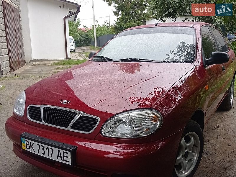 Седан Daewoo Sens 2007 в Остроге