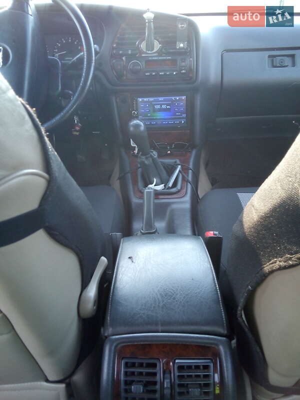 Седан Daewoo Super Salon 1997 в Марганце