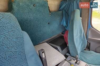 Тентований DAF 45 2003 в 