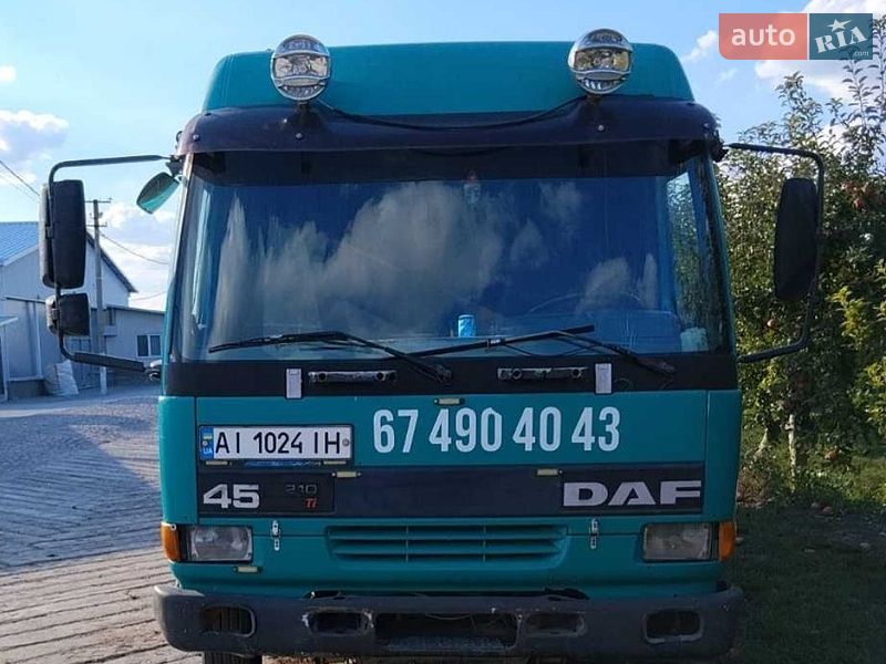 Евакуатор DAF 45 1998 в Чорткові