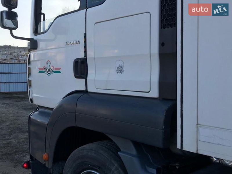 Мінівен DAF 600 2001 в Харкові