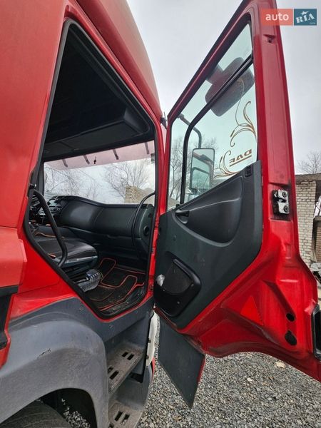 Тягач DAF 85 2005 в Кривом Роге