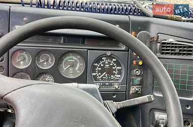 Самоскид DAF 85 2000 в Бучі